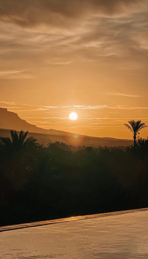 Kasbah Hnini Hotel Igdourane Kültér fotó